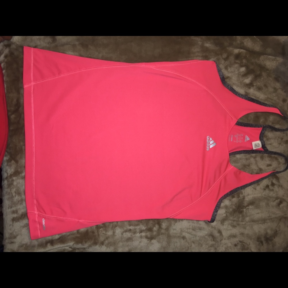 Adidas top
